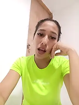 Amelia Rivas online show from 12.17.25