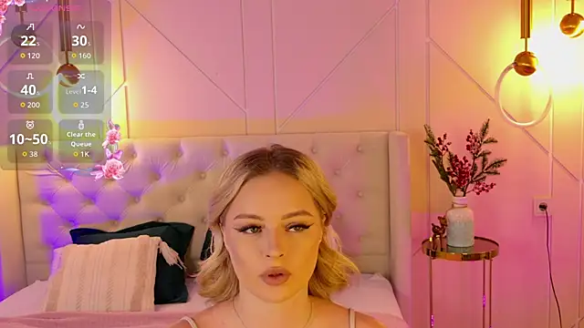 Snapshot of EllyLinn chatting on 01.18.26 EllyLinn online show from 01.18.26