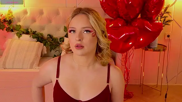 Snapshot of EllyLinn chatting on 02.14.26 EllyLinn online show from 02.14.26