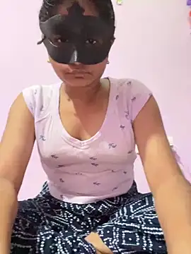 Snapshot of TeluguIshu_teen20 chatting on 10.14.25 TeluguIshu teen20 online show from 10.14.25