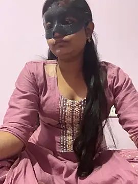 Snapshot of TeluguIshu_teen20 chatting on 11.19.25 TeluguIshu teen20 online show from 11.19.25