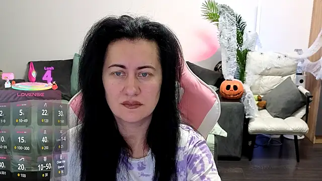 monnica vibe  online show from 10.21.25