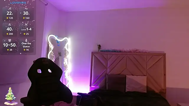 Snapshot of Ixchel_tay chatting on 11.17.25 Ixchel tay online show from 11.17.25