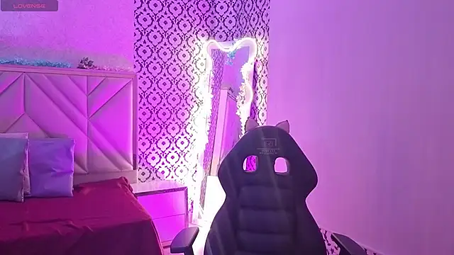 Ixchel tay online show from 02.27.26