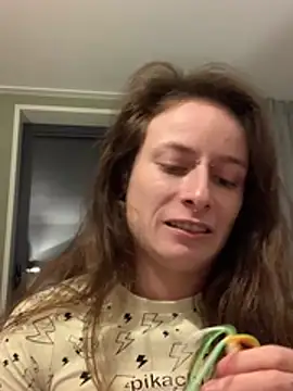 GoldenPussy1329 online show from 01.10.26