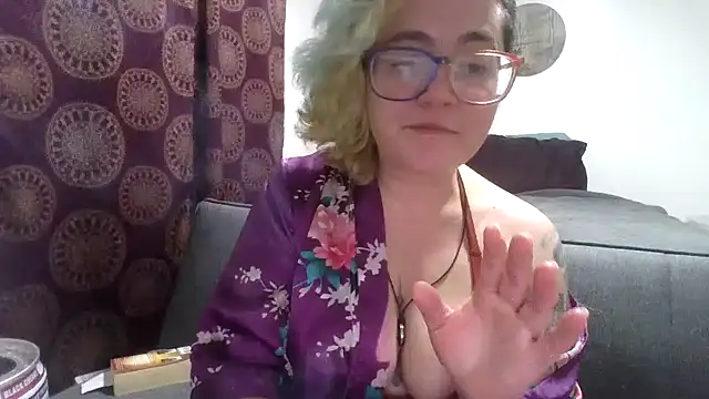 daniak90 online show from 10.27.25