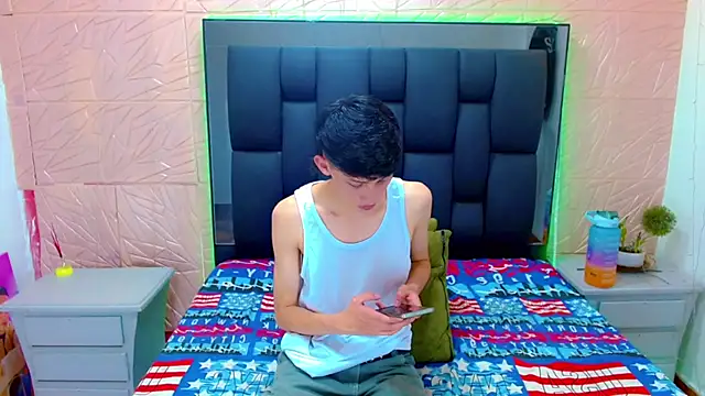 thaigo twink38 online show from 10.17.25