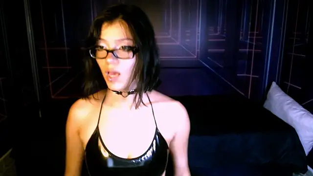 Snapshot of ChloePetite_0 chatting on 10.23.25 ChloePetite 0 online show from 10.23.25