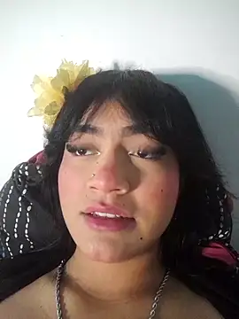 Snapshot of who_is_milyxx chatting on 10.18.25 who is milyxx online show from 10.18.25