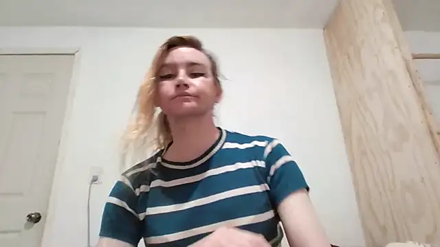 Snapshot of vagimosa chatting on 10.04.25 vagimosa online show from 10.04.25