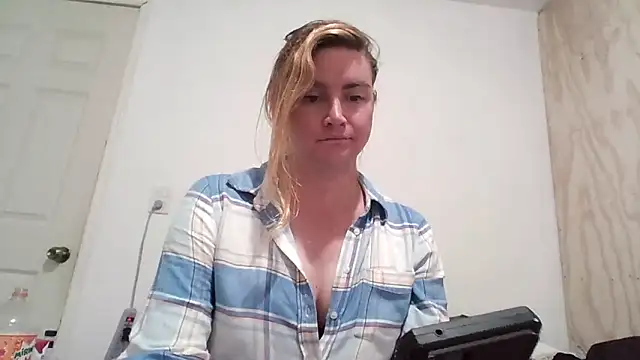 Snapshot of vagimosa chatting on 11.03.25 vagimosa online show from 11.03.25