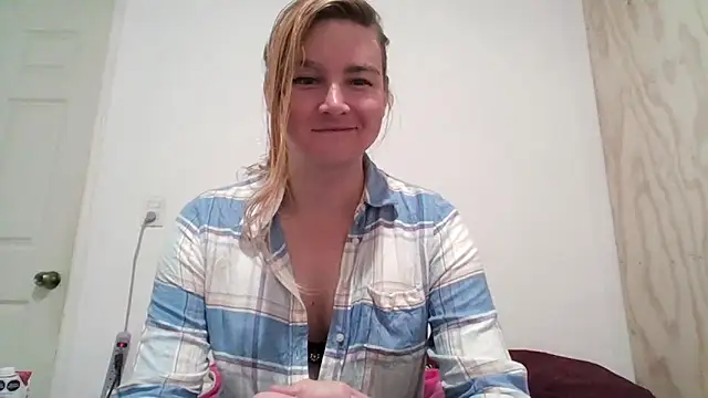 Snapshot of vagimosa chatting on 11.06.25 vagimosa online show from 11.06.25