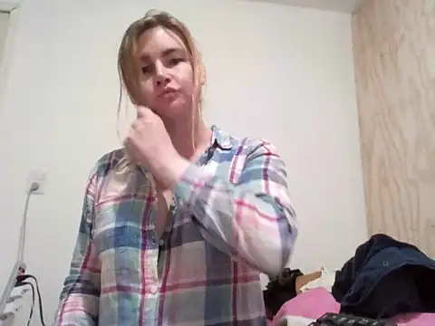 Snapshot of vagimosa chatting on 11.07.25 vagimosa online show from 11.07.25