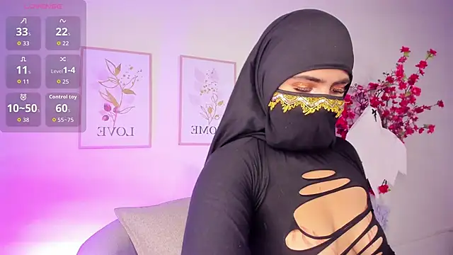 Snapshot of dalila_gool chatting on 10.08.25 dalila gool online show from 10.08.25