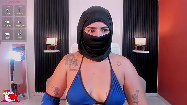 Snapshot of dalila_gool chatting on 11.08.25 dalila gool online show from 11.08.25