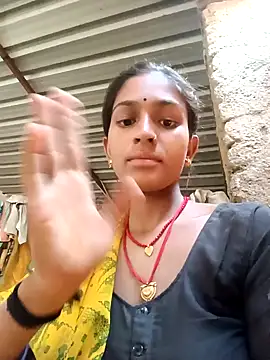 Snapshot of Sali_ji chatting on 10.16.25 Sali ji online show from 10.16.25