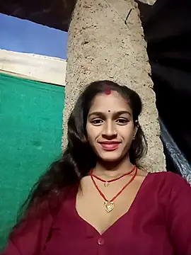 Snapshot of Sali_ji chatting on 10.31.25 Sali ji online show from 10.31.25