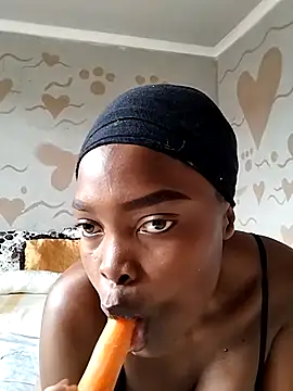 SexyValentinaXX online show from 09.28.25
