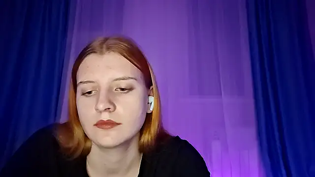 LynteriLain online show from 11.05.25