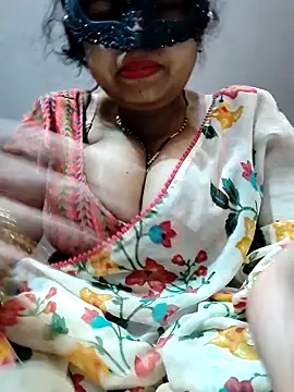 Hot  bhabhi 99 online show from 04.09.26