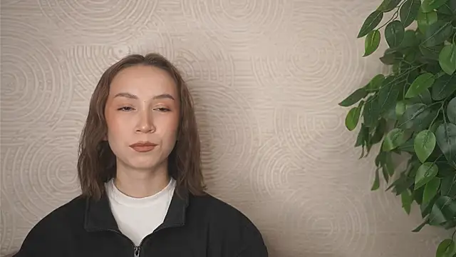 JoanLeeper online show from 10.01.25