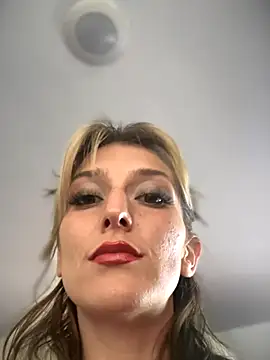 Snapshot of silentasachurchmouse chatting on 10.02.25 silentasachurchmouse online show from 10.02.25