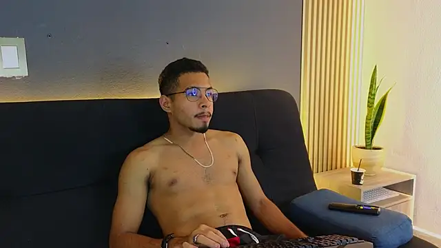 Jaybrown  1 online show from 10.10.25