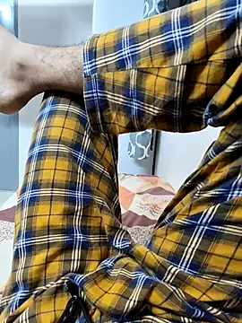 Mallu kalikar 69 online show from 10.21.25