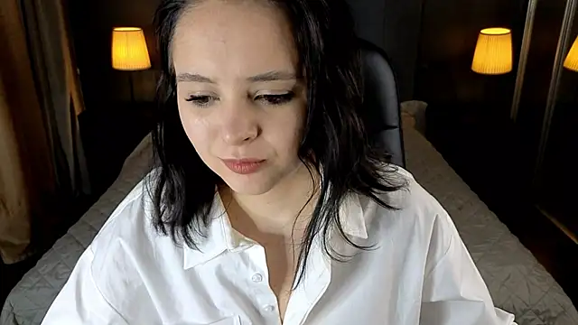 Snapshot of _EVA_GREEN chatting on 10.11.25 EVA GREEN online show from 10.11.25