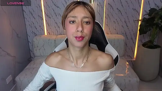 Snapshot of Terry_tx chatting on 10.10.25 Terry tx online show from 10.10.25