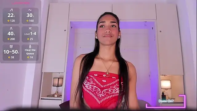 Snapshot of AnahiCollins chatting on 10.07.25 AnahiCollins online show from 10.07.25