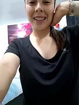 EmmaValencia  online show from 11.10.25