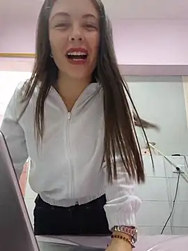 EmmaValencia  online show from 05.29.26