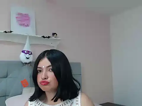 Snapshot of Wandaa- chatting on 11.04.25 Wandaa- online show from 11.04.25