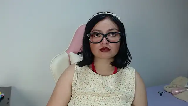 Snapshot of Wandaa- chatting on 11.05.25 Wandaa- online show from 11.05.25