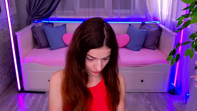 Snapshot of NikkaBush chatting on 11.10.25 NikkaBush online show from 11.10.25