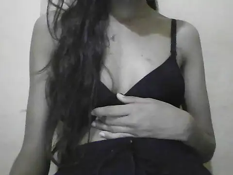 Snapshot of JustIndianlovers chatting on 04.13.26 JustIndianlovers online show from 04.13.26