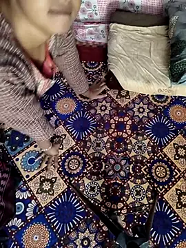 Snapshot of Your_seema_208 chatting on 11.15.25 Your seema 208 online show from 11.15.25