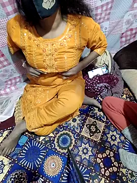 Snapshot of Your_seema_208 chatting on 11.15.25 Your seema 208 online show from 11.15.25