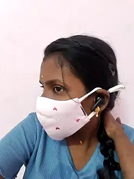 Snapshot of Tamil_Monika chatting on 11.14.25 Tamil Monika online show from 11.14.25