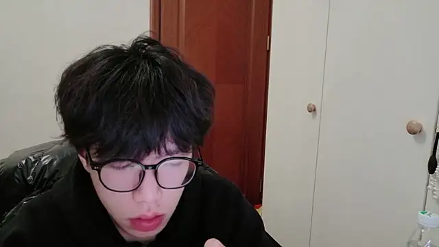 hangzi-0011 online show from 12.18.25