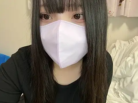 Snapshot of YUKINA_00 chatting on 11.12.25 YUKINA 00 online show from 11.12.25