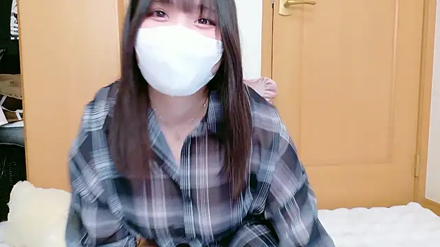 YUKINA 00 online show from 04.21.26