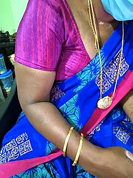 Snapshot of Tamilselviroja- chatting on 05.25.26 Tamilselviroja- online show from 05.25.26