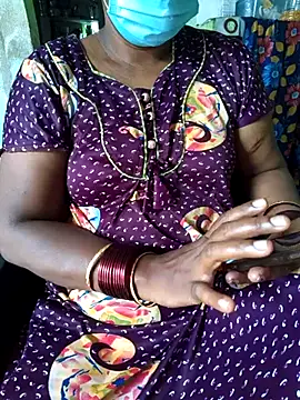 Snapshot of Tamilselviroja- chatting on 06.24.26 Tamilselviroja- online show from 06.24.26