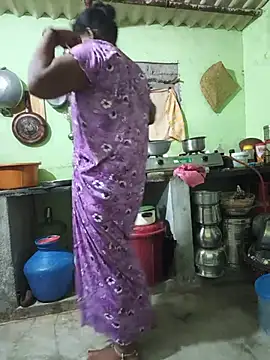 Snapshot of Tamilselviroja- chatting on 07.07.26 Tamilselviroja- online show from 07.07.26