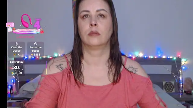 Snapshot of 1Felicity1 chatting on 10.06.25 1Felicity1 online show from 10.06.25