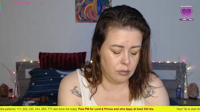 Snapshot of 1Felicity1 chatting on 11.04.25 1Felicity1 online show from 11.04.25