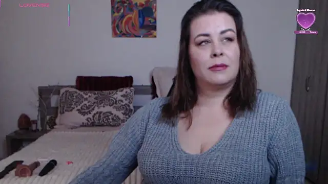 Snapshot of 1Felicity1 chatting on 11.15.25 1Felicity1 online show from 11.15.25