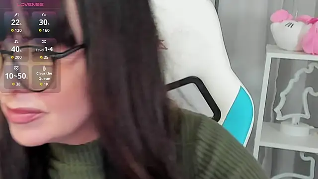 LindaRomero online show from 10.04.25